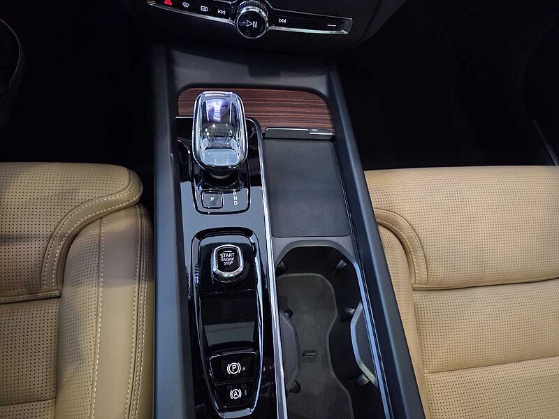 Volvo  Ultra, B5 AWD 마일드 하이브리드, 가솔린, 브라이트