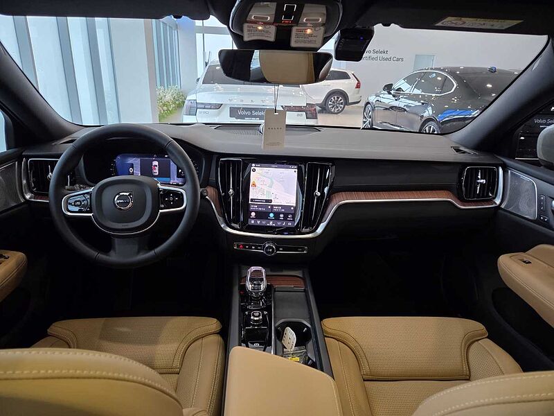 Volvo  Ultra, B5 AWD 마일드 하이브리드, 가솔린, 브라이트