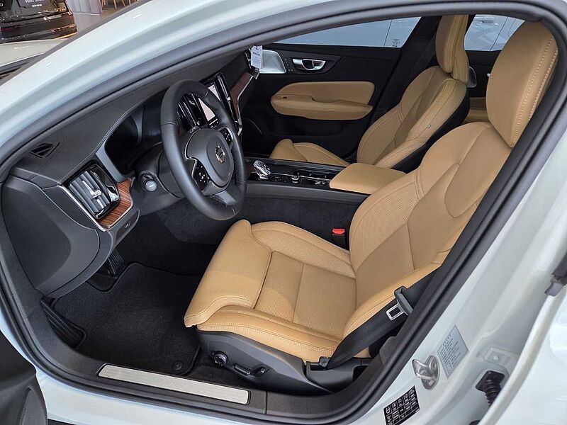 Volvo  Ultra, B5 AWD 마일드 하이브리드, 가솔린, 브라이트