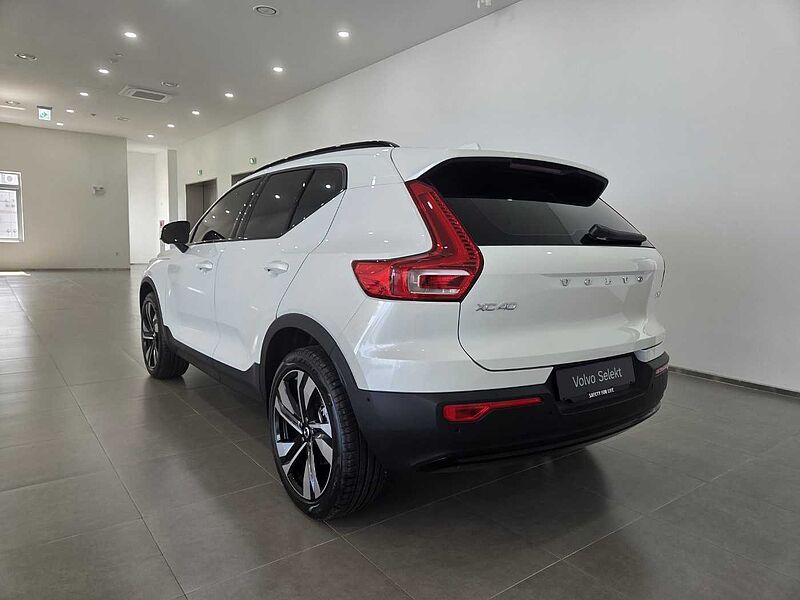 Volvo  Ultra, B4 AWD 마일드 하이브리드, 가솔린, 다크