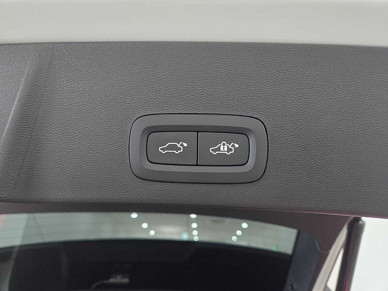 Volvo  Ultra, B4 AWD 마일드 하이브리드, 가솔린, 다크