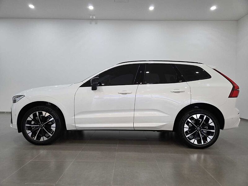 Volvo Ultra, B5 AWD 마일드 하이브리드, 가솔린, 다크