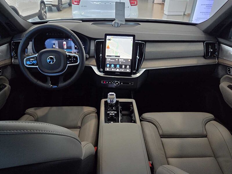 Volvo  Ultra, T8 AWD 플러그-인 하이브리드, 전기/가솔린, 브라이트, 7 좌석