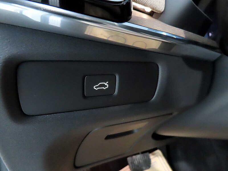 Volvo Ultra, B5 마일드 하이브리드, 가솔린, 브라이트