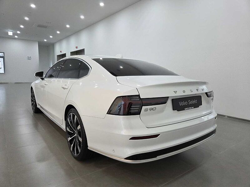 Volvo Ultra, B5 마일드 하이브리드, 가솔린, 브라이트