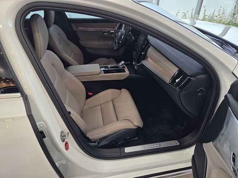 Volvo Ultra, B5 마일드 하이브리드, 가솔린, 브라이트