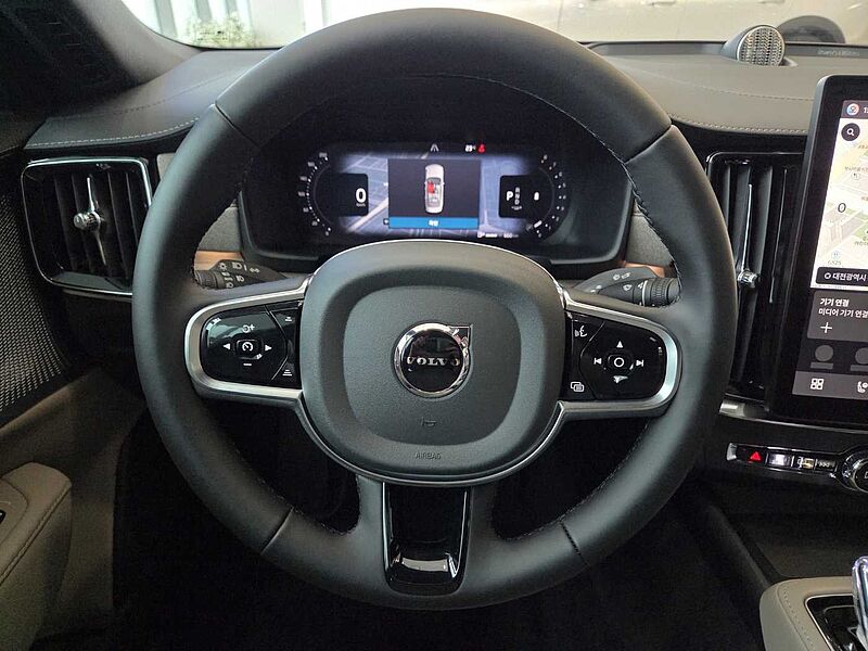Volvo Ultra, B5 마일드 하이브리드, 가솔린, 브라이트