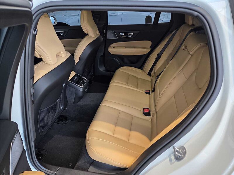 Volvo Ultra, B5 AWD 마일드 하이브리드, 가솔린, 브라이트
