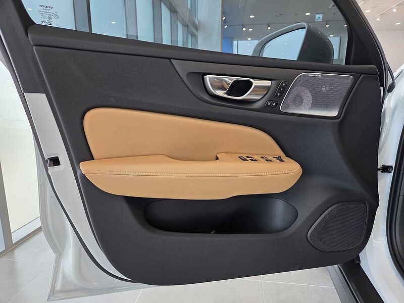 Volvo Ultra, B5 AWD 마일드 하이브리드, 가솔린, 브라이트