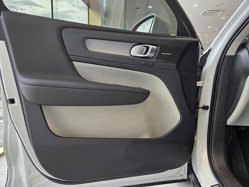 Volvo Ultra, B4 AWD 마일드 하이브리드, 가솔린, 브라이트