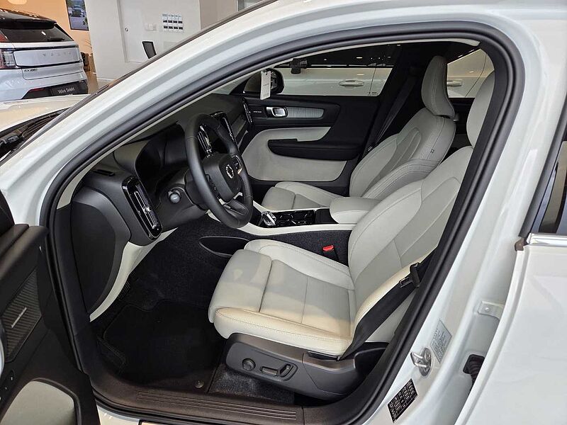 Volvo Ultra, B4 AWD 마일드 하이브리드, 가솔린, 브라이트
