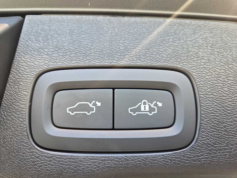Volvo Ultra, B5 AWD 마일드 하이브리드, 가솔린, 다크