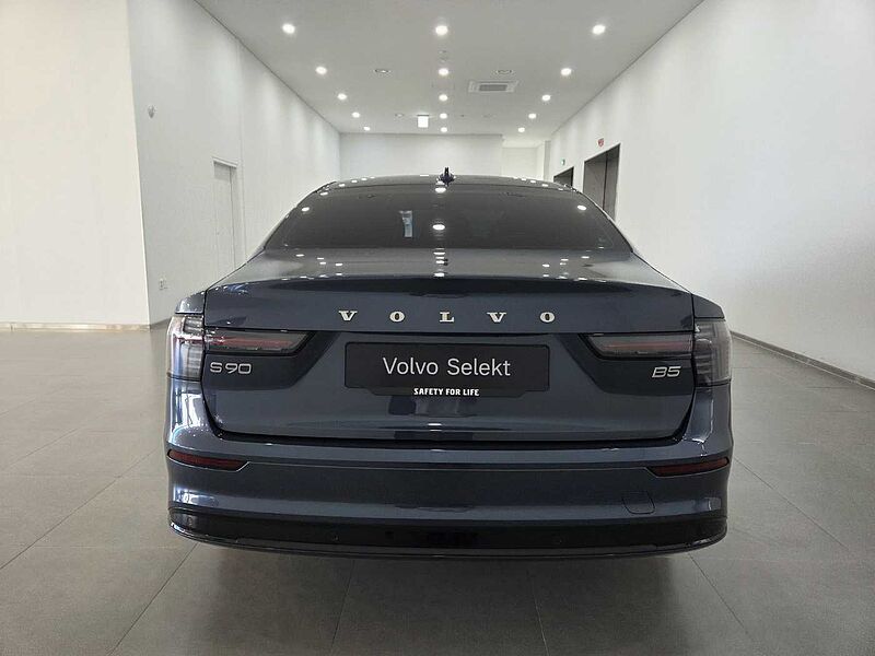 Volvo  Ultra, B5 마일드 하이브리드, 가솔린, 다크