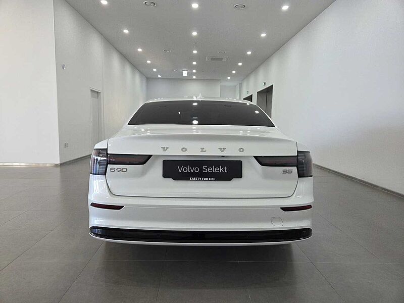 Volvo  Ultra, B5 마일드 하이브리드, 가솔린, 다크