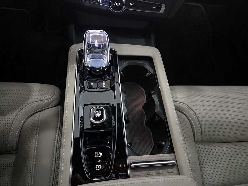 Volvo  Ultra, B5 마일드 하이브리드, 가솔린, 다크