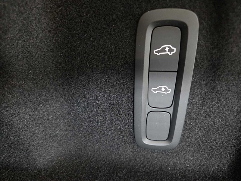 Volvo  Ultra, B5 AWD 마일드 하이브리드, 가솔린, 브라이트
