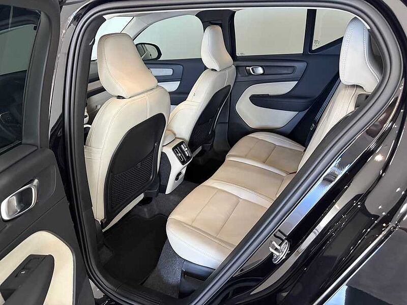 Volvo  Ultra, B4 AWD 마일드 하이브리드, 가솔린, 브라이트