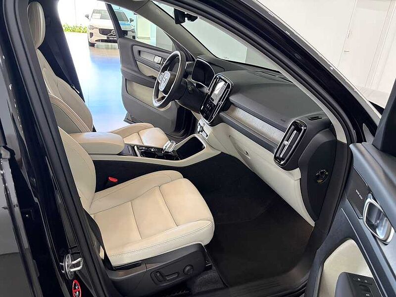 Volvo  Ultra, B4 AWD 마일드 하이브리드, 가솔린, 브라이트