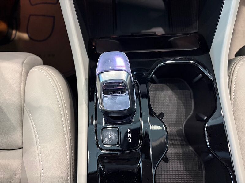 Volvo  Ultra, B4 AWD 마일드 하이브리드, 가솔린, 브라이트