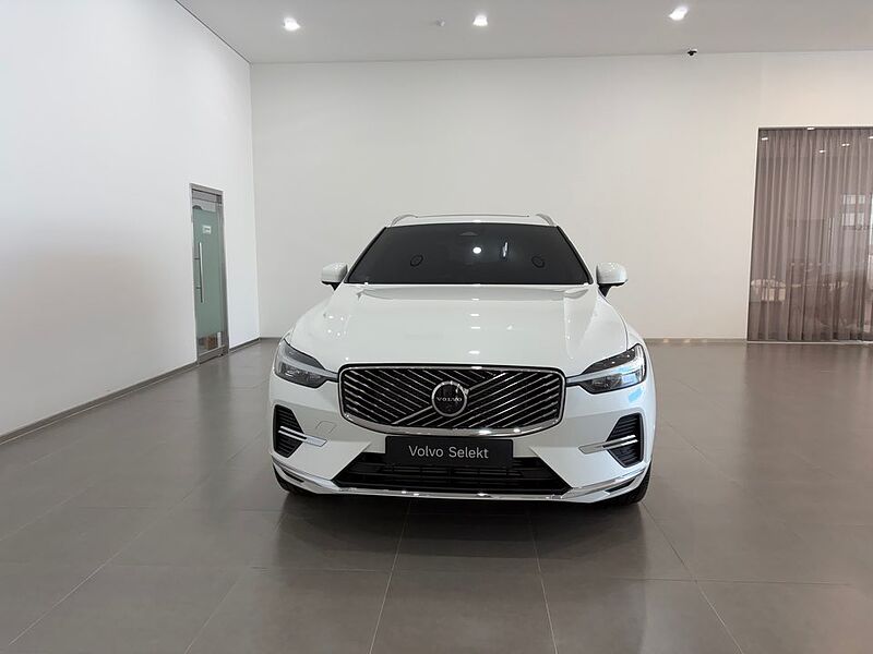 Volvo  Ultra, T8 AWD 플러그-인 하이브리드, 전기/가솔린, 브라이트