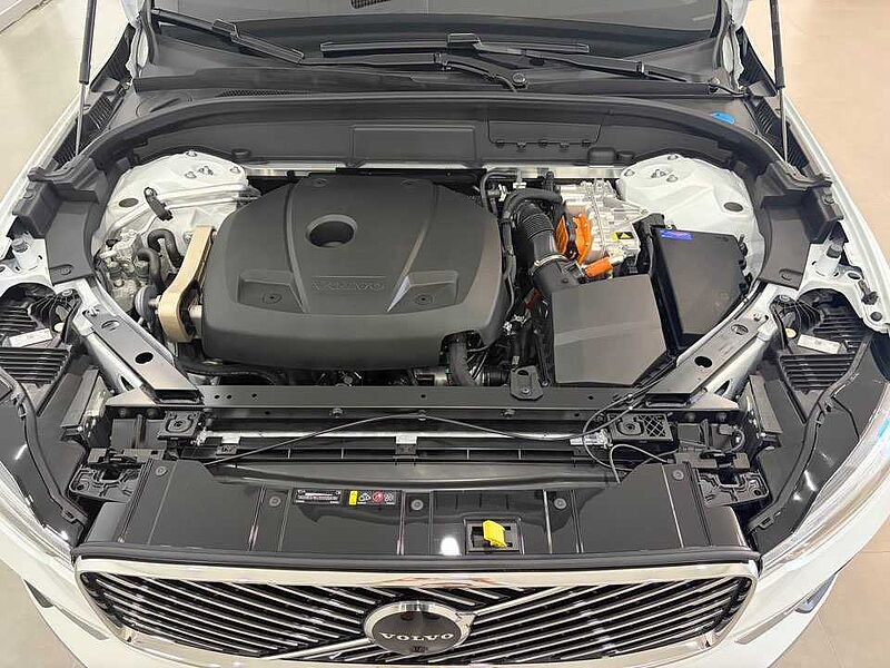 Volvo  Ultra, T8 AWD 플러그-인 하이브리드, 전기/가솔린, 브라이트
